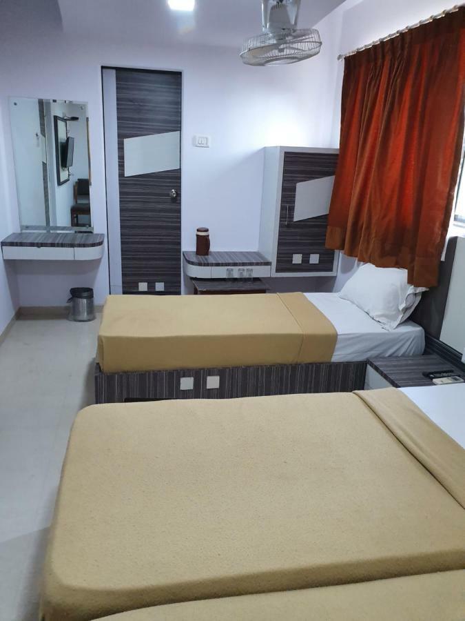 Hotel Apex Navi Mumbai Exterior foto
