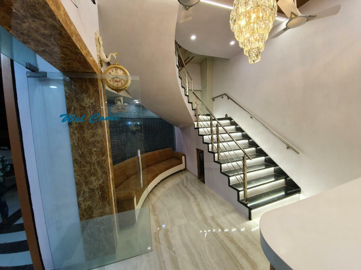 Hotel Apex Navi Mumbai Exterior foto